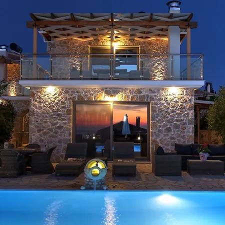 Villasgoudis Evelynn Τσουκαλάδες