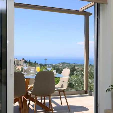 Villasgoudis Evelynn * Τσουκαλάδες