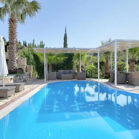 Villasgoudis Evelynn Βίλα Τσουκαλάδες