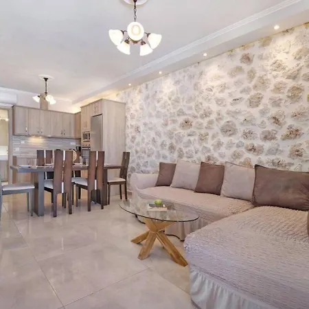 Βίλα Villasgoudis Evelynn Τσουκαλάδες